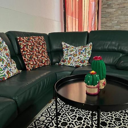 Apartamento La Casa Di Nina Bríndisi Exterior foto