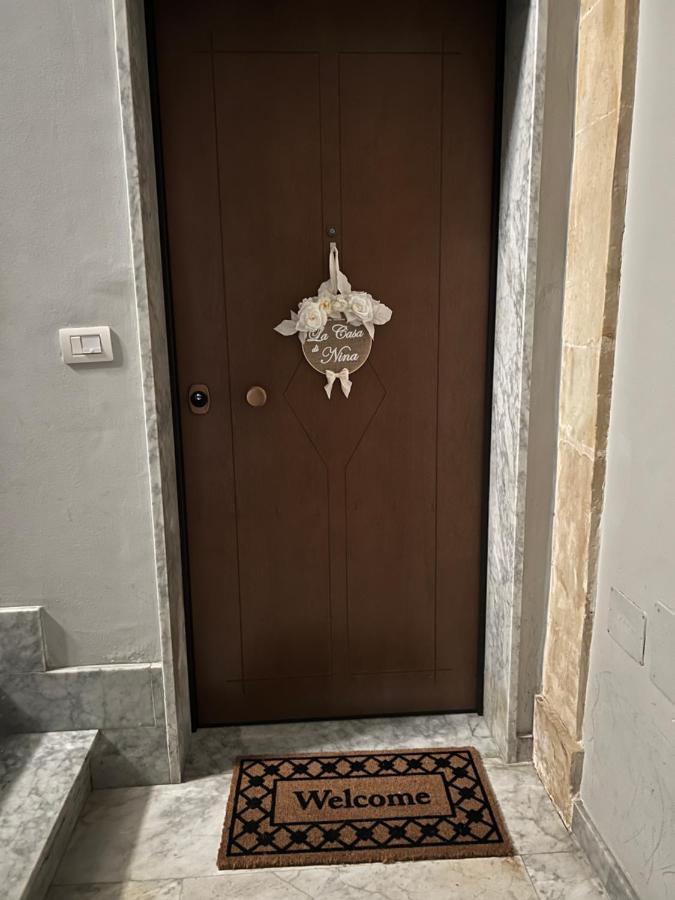 Apartamento La Casa Di Nina Bríndisi Exterior foto